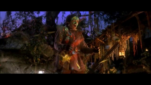 Robin Williams, immemore Peter Pan divenuto manager, riassapora il potere della fantasia in Hook-Capitan Uncino di Steven Spielberg, 1991.