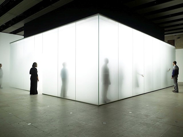 Antony Gormley, Blind Light, Sean Kelly Gallery, New York, 2007.